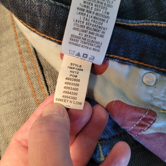 Lucky Brand Women's Sweet N' Low Medium Wash Mid-Rise Boot-Cut Jeans - Size 12 - Picture 5 of 7